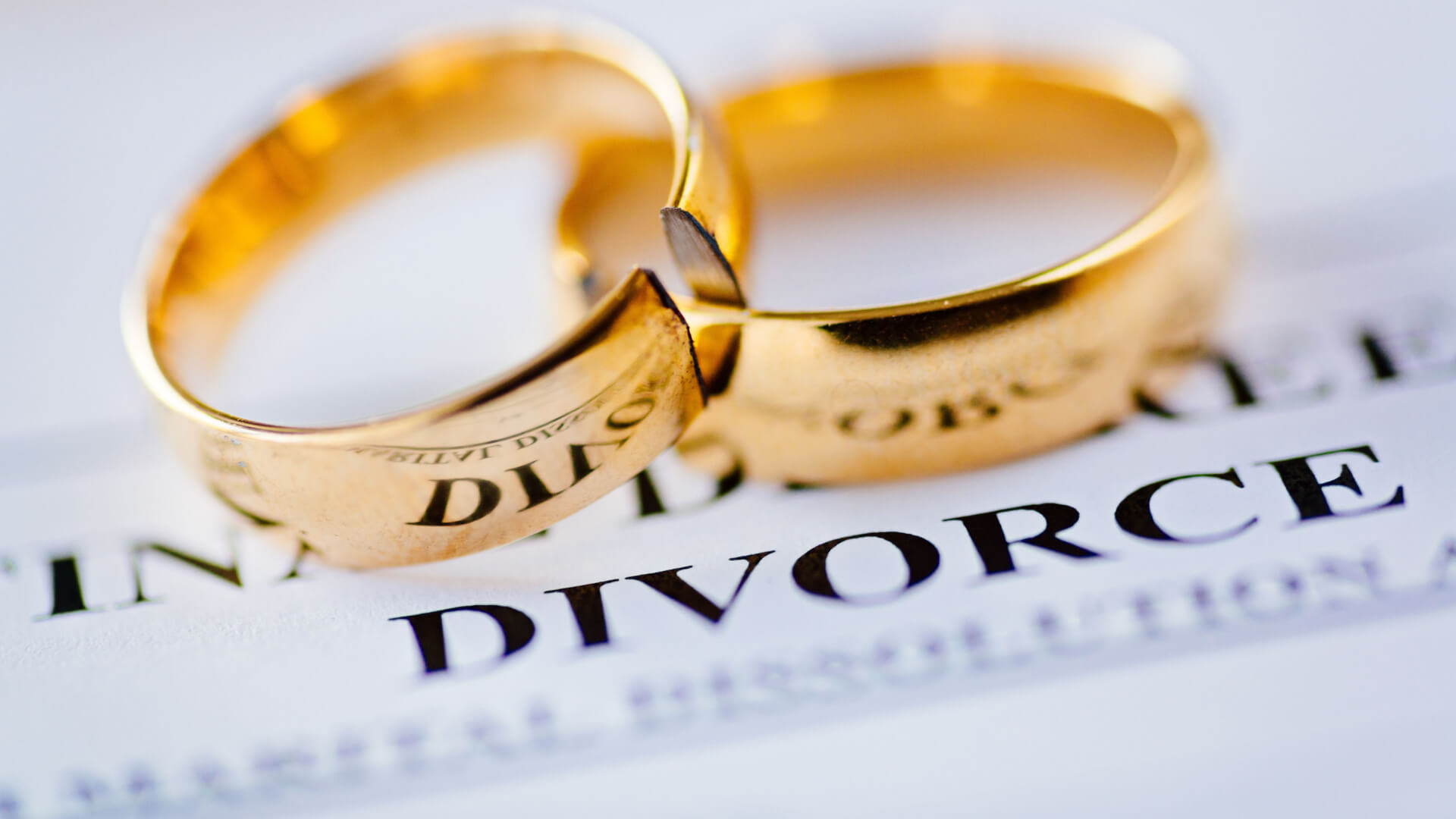 6 Requirements For Changing Your Name Post-Divorce