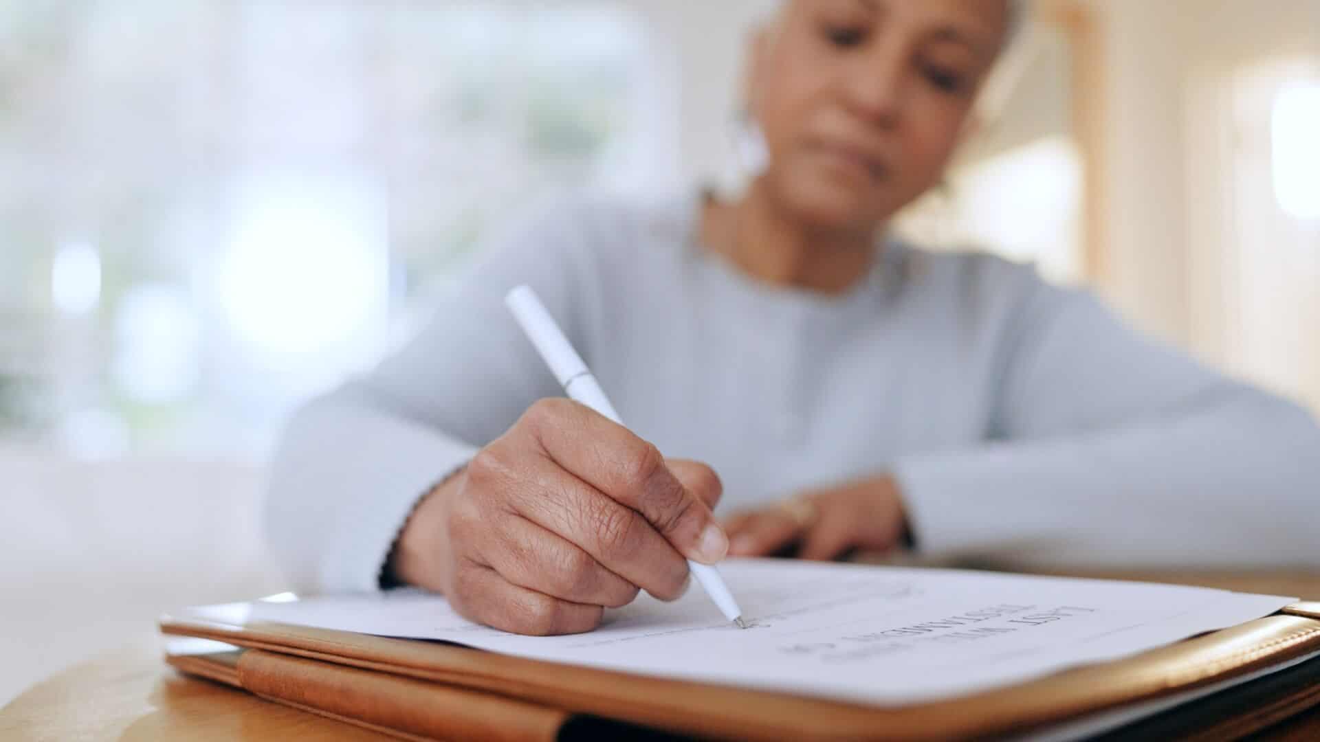 Different Ways You Can Legally Serve Your Spouse Divorce Papers
